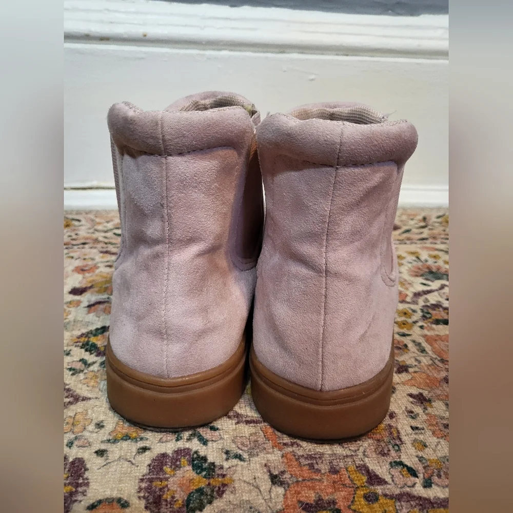 H&M Size 8.5 Women's Light Pink Suede Ankle Boots Pull On Booties